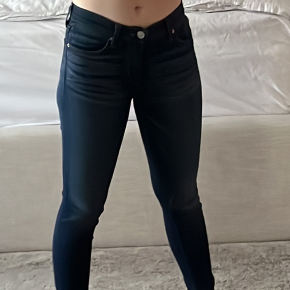 Hudson’s Jeans - Picture 6 of 7